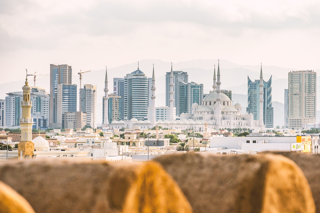 Fujairah is the only emirate that is located completely on the eastern coast of the UAE.The shores of Fujairah extend along the Gulf of Oman for about 70km.