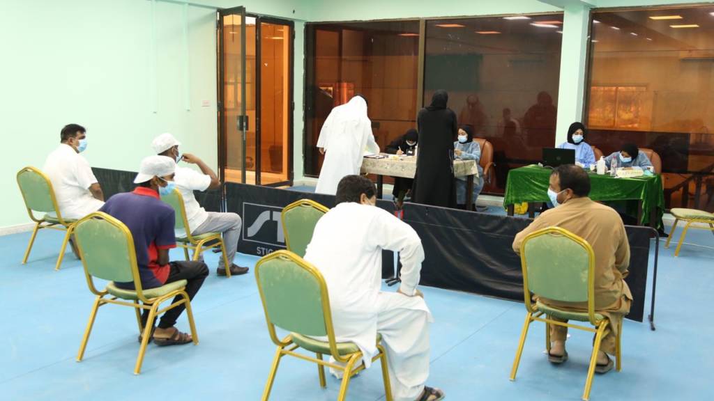 MoHAP inaugurates COVID-19 testing centre in Mirbah, Fujairah. Which will perform free tests for all UAE citizens and residents. Fujairah Observer