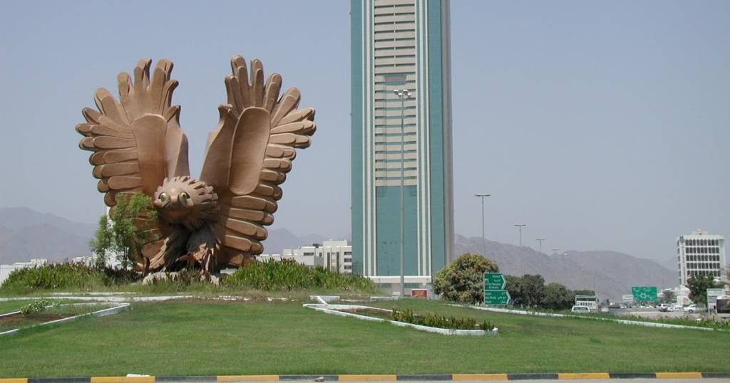 It recalls the days when Bedouins trained their falcon to hunt down meat in the desert and it highlights the way that in contemporary life in the UAE, falconry is a heritage sport that is growing in popularity.