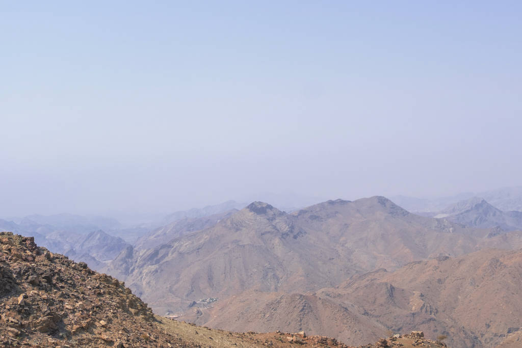 Jebel Al Hamri. Rising over 800m, Jebal Al Hamri offers spectacular views over the Gulf of Oman. Fujairah Hiking. Fujairah Off Road. Fujairah Observer.Discover Fujairah. Fujairah Attractions.