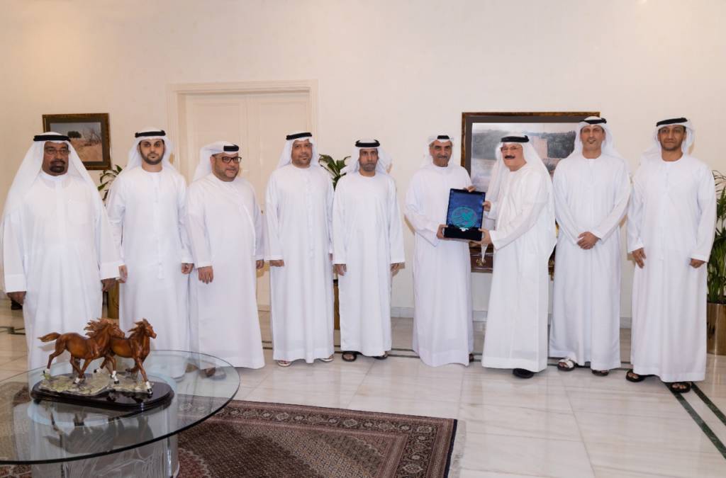 H.H. Sheikh Hamad bin Mohammed Al Sharqi, Supreme Council Member and Ruler of Fujairah, received members of the Board of Directors of the Faraj Fund, and was briefed about its humanitarian objectives and achievements and ways to achieve its vision as one of the pioneering models of societal humanitarian work.